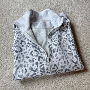 aerie quarter zip sweatshirt!
